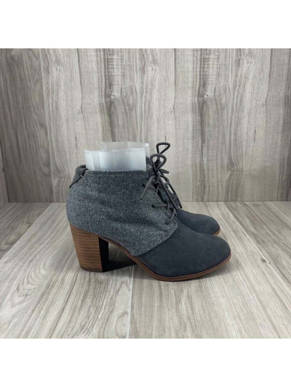 Toms Ankle Boots Womens 6 Lunata Gray Suede Wool Felt Lace Up Booties